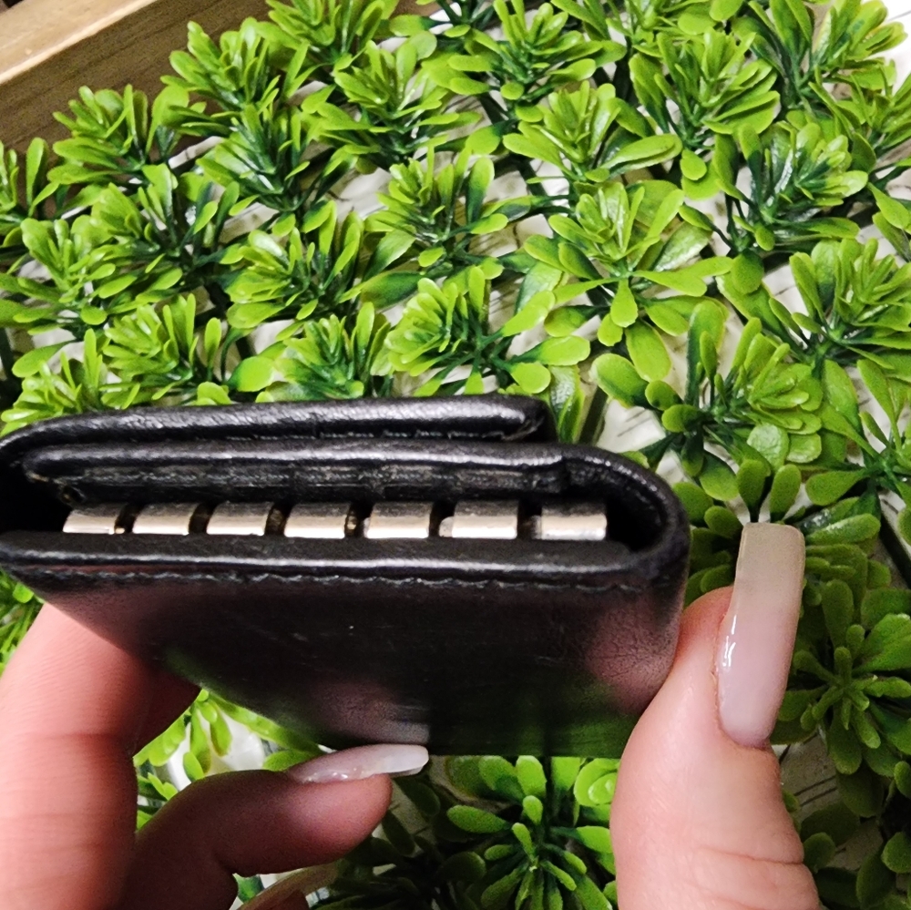 EUC Gucci Key Holder Card Case - Picture 3 of 12